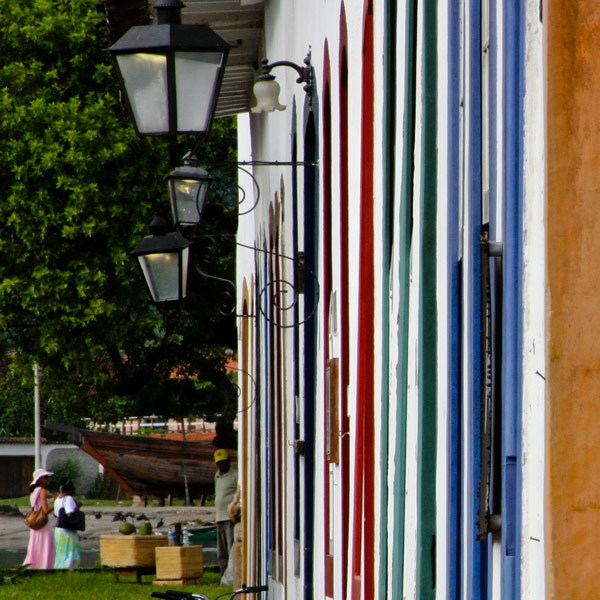 Foto da ladeira histórica - Paraty/RJ